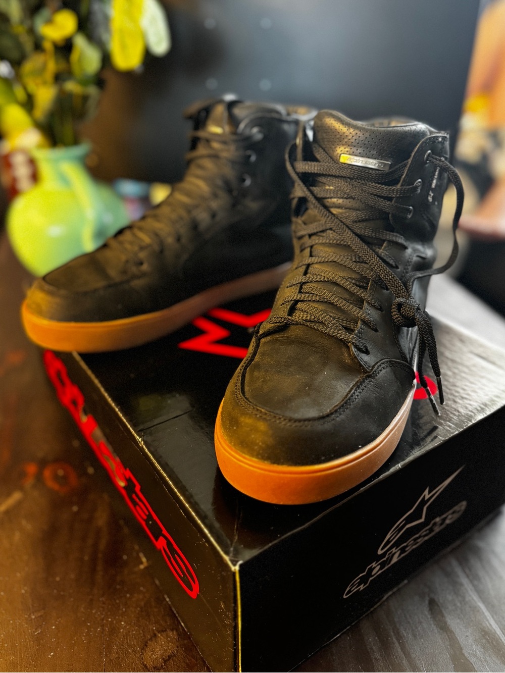 Alpinestars Men’s Black J-6 High-Top motorcycle Sneakers with Gum Sole - Picture 3 of 10